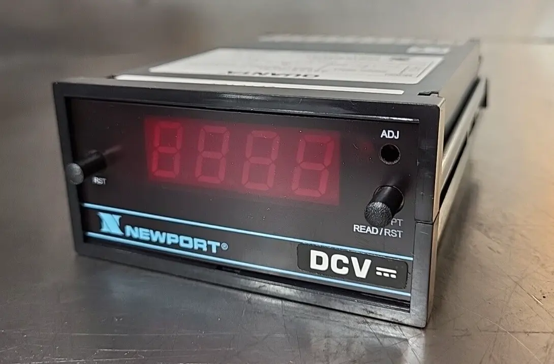 Quanta Newport Electronics Q2005-AVR1 Loc 4D 18
