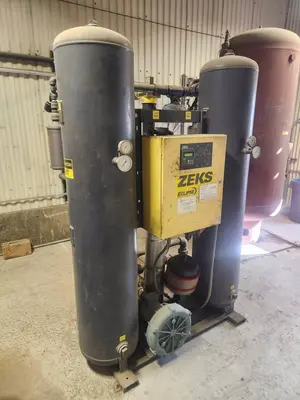 400 SCFM ZEKS MODEL #400ZBA34MODA COMPRESSED AIR DRYER: YOBRO #25150