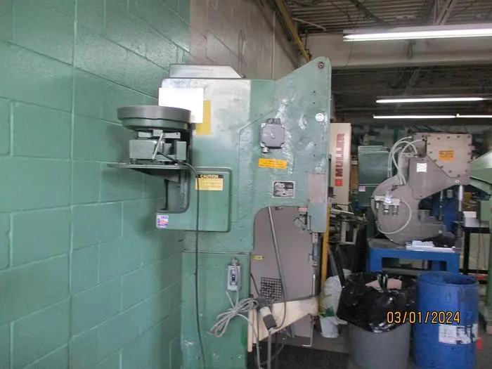 Used MILFORD 423 Riveters CA | B & B RIVET MACHINE #746474