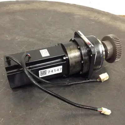 USED YASKAWA ELECTRIC SGM-08AWG26