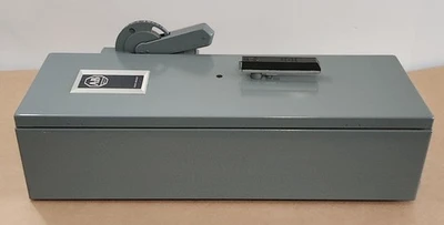 NEW Allen-Bradley 713-AJBD61