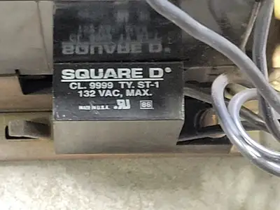 USED SQUARE D 31063-501-52-801 9730