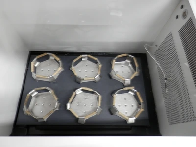 Used NEW BRUNSWICK SCIENTIFIC _UNKNOWN_ Incubator Shakers California US | Biotech Equipment Sales #1464416