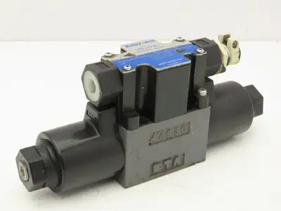 Tokyo Tokimec DG4V-3-7C-M-P7-H-7-54 Directional Control Solenoid Valve 24VDC