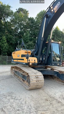Used 2022 HYUNDAI HX300AL Crawler Excavators South Carolina US | National Equipment Dealers #1422507