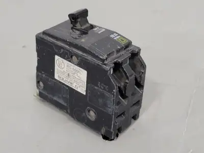 USED SQUARE D QOB230