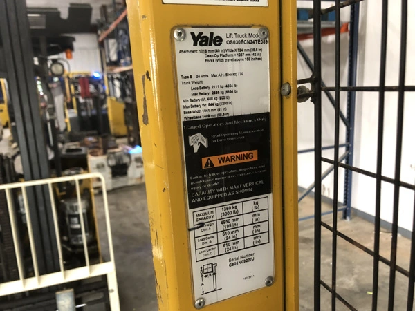Used 2011 YALE OS03EC Order Pickers | Zoom Lifts & Equipment #1182268