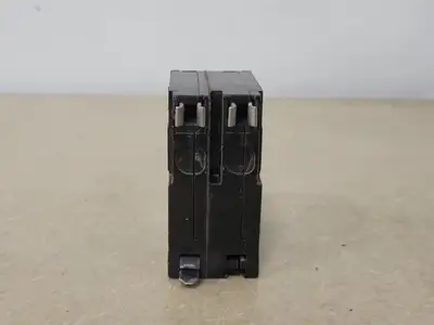 USED SQUARE D QO230