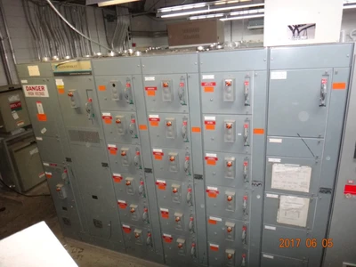 Allen Bradley Centerline Motor Control Center 260-174