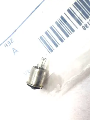 NEW ALLEN-BRADLEY REPLACEMENT LAMP 30MM INCANDESCENT PUSH BUTTON LOT OF 6