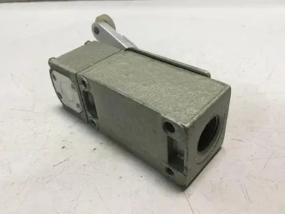 USED TELEMECANIQUE C2JK05