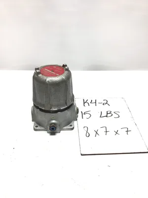 Crouse-Hinds EJH5311100 Explosion Proof Dust Tight Assembly w/Dwyer Pressure Switch