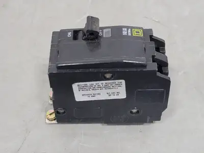 NEW SQUARE D QOB270