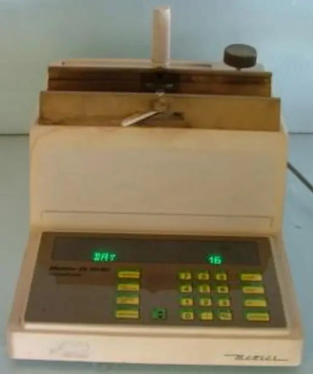 Used METTLER - TOLEDO _UNKNOWN_ Titrators Texas US | Bamko Surplus Process Equipment #937930
