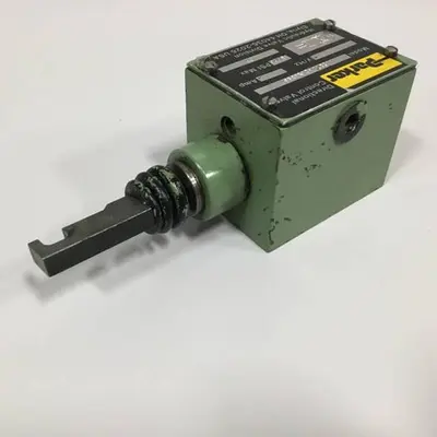 USED PARKER D3T1H21X4395