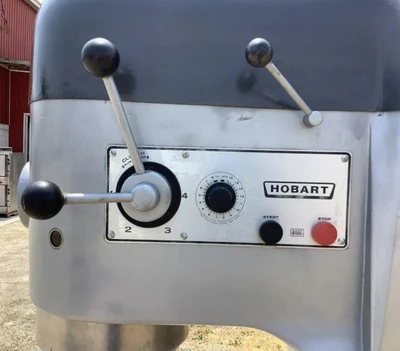 152-0310 Hobart V1401 140 Quart Commercial Mixer