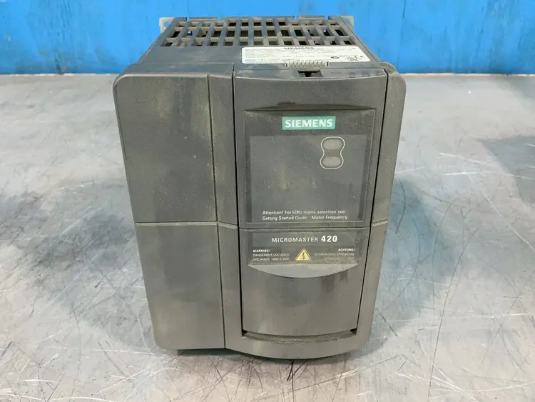 Used SIEMENS 6SE64202UDD222BA1 Variable Speed Drives Ohio US | HGR 24 #1545325