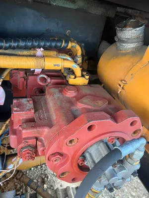 USED 1992 HYUNDAI ROBEX 290LC-3