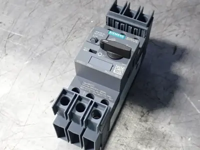 USED SIEMENS 3RV27111BD10