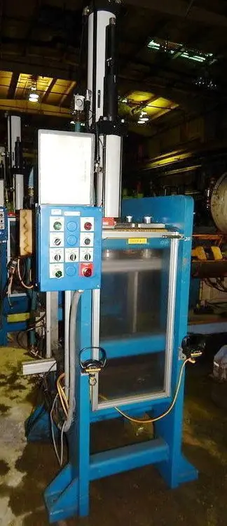 Used _UNKNOWN_ _UNKNOWN_ Air Presses | D & D Industries #438438
