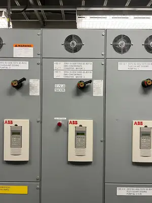 Modan 3000 VFD MCC, 600V, 3-Ph, 1200A, 15 Sections