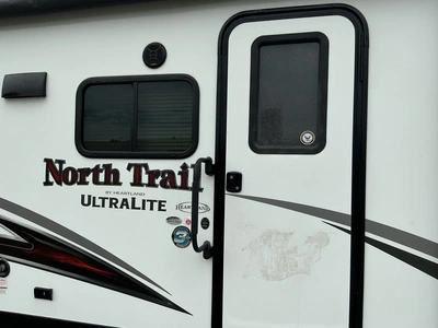 Used 2019 HEARTLAND NORTH TRAIL CALIBER 31BHDD Campers, Caravans, Motorhomes Michigan US | Miedema Asset Management Group #1474478