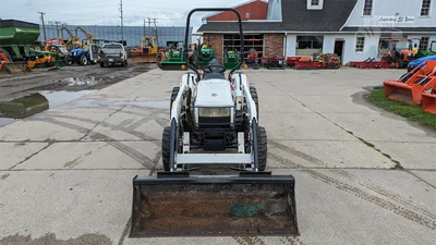 USED 2010 BOBCAT CT230