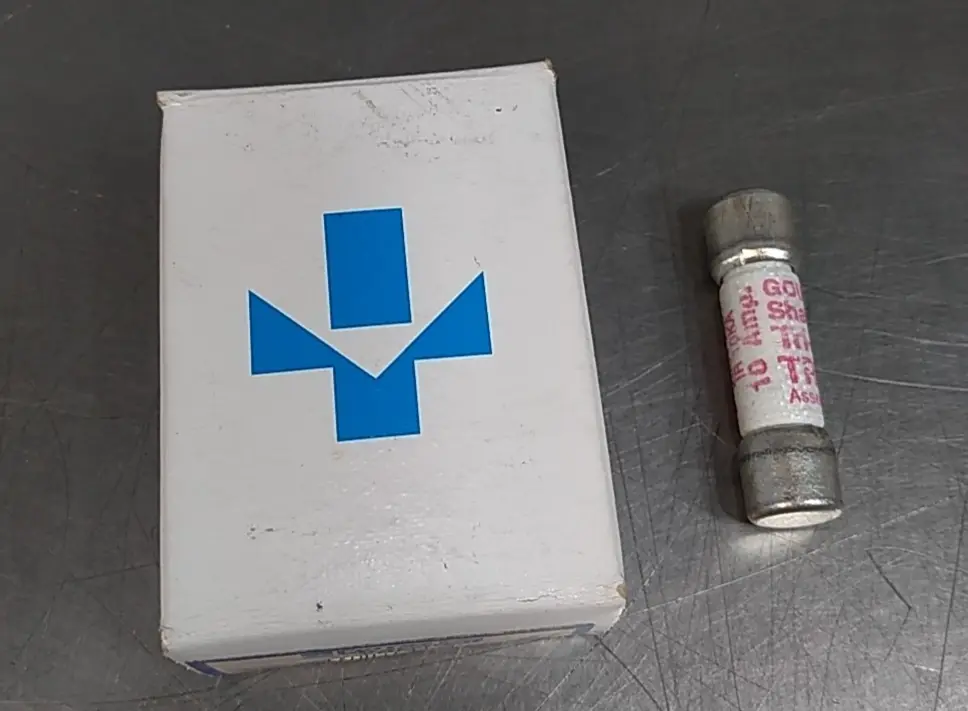 Used Gould Shawmut TRM10 Fuses | Palmetto Automation #1155943