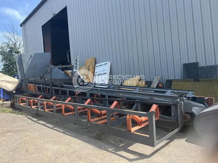 Used UNKNOWN MANUFACTURER: USED U SHAPED FEEDER CONVEYOR Conveyors | US Recycling Equipment #474312