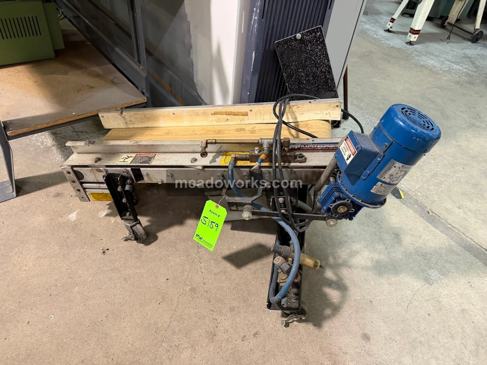 Used EMI 6803 Portable Conveyors Illinois US | Meadoworks #1514588