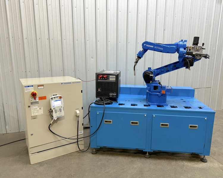 Used YASKAWA MA1400 Robots | Industrial Parts R Us Inc. #360622