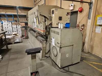 USED 2005 ACCURPRESS 717512