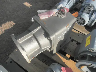 USED NORDGEAR 52W