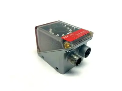DCR 202i FIX-M1-102-R3 | Leuze Electronic  Stationary 2D Code Reader 50128783 - New Other