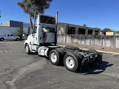 USED 2013 INTERNATIONAL PROSTAR