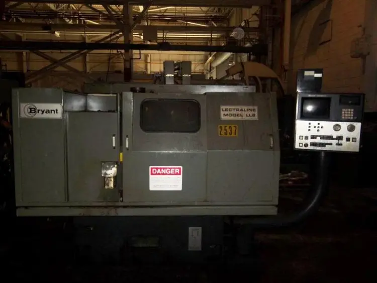 Used 1997 BRYANT LL2 Internal Grinders Michigan US | GCH Machinery #75767