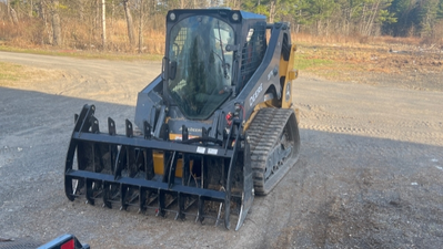 USED 2024 Deere 317G