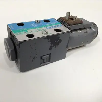 USED VICKERS DG4V3S2AMUHL760EN490