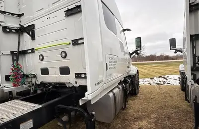 Used VOLVO VNL64T860 Conventional trucks Illinois US | Mitsubishi HC Capital America #1362652