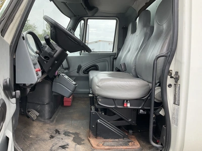 Used 2005 INTERNATIONAL 4300 Box trucks Michigan US | Miedema Asset Management Group #1568266