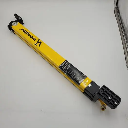 Used WENGLOR WENGLOR SG2-14IS030C1 SAFETY LIGHT CURTAIN EMITTER Sensors | ND Industrial Surplus #1219214