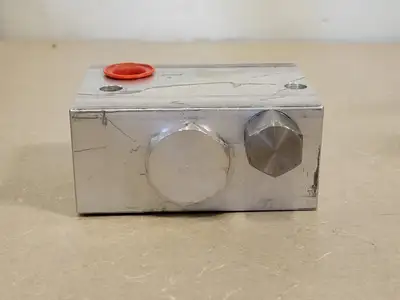 USED FLUID CONTROLS, INC 1A12-F4-40S