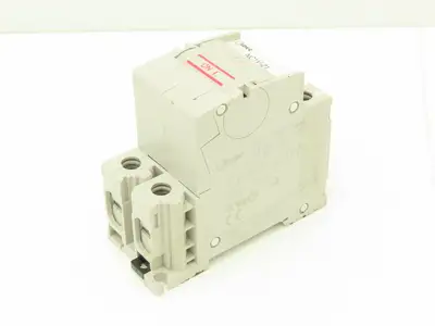 IDEC NC1V-2100 10 Amp Circuit Protector 2 Pole A Curve 250VAC/125VDC Lot of 9
