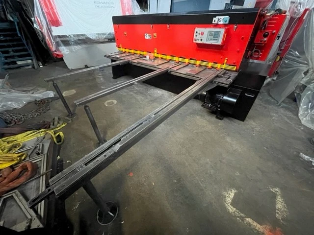 Used _UNKNOWN_ M – 3060 Power Squaring Shears (Gauge) GB | Zebra Worldwide Machinery #1146194