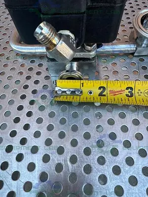 USED ITT PURE FLO .5-316L- RA20MAX 5 WAY DIAPHRAGM VALVE W/ 1/2" SANITARY FITTING