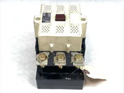 Used Fuji Electric Contactor 3P 150A 600VAC 1NC3FO PLC Contactors Michigan US | Maverick Industrial Sales #1400782
