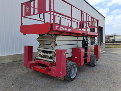 USED 2017 MEC 6092RT