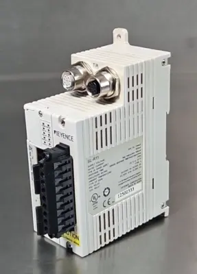 Keyence SL-R11 Safety Control Unit 24VDC 150mA Type 4 (BIN3.4.4)