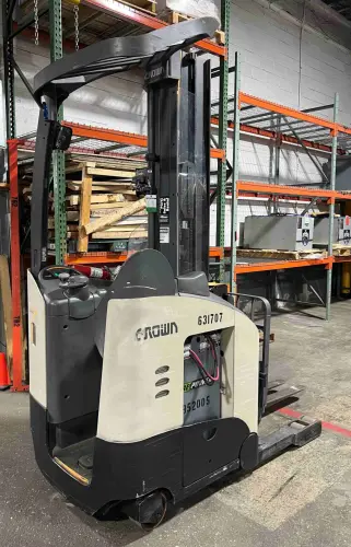 Used 2017 CROWN RM6025-45 Reach Trucks Pennsylvania US | National Lift Equipment #1382475
