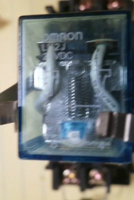 USED OMRON LY2J